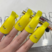 Load image into Gallery viewer, Nail Polish Remover Clip (Set of Ten Finger Caps Pieces)