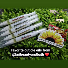 Load image into Gallery viewer, Fun in the Sun ☀️ Summer Scent Pen Bundle || Miracle Growth Cuticle & Nail Oil Set