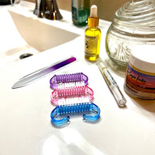 Load image into Gallery viewer, Nail Brush