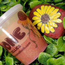 Load image into Gallery viewer, Epione || 🍓 || Sudsy Soap Jelly || 8 oz