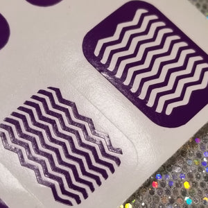 Chevrontastic || Nail Art Vinyl || Zig Zag Sticker